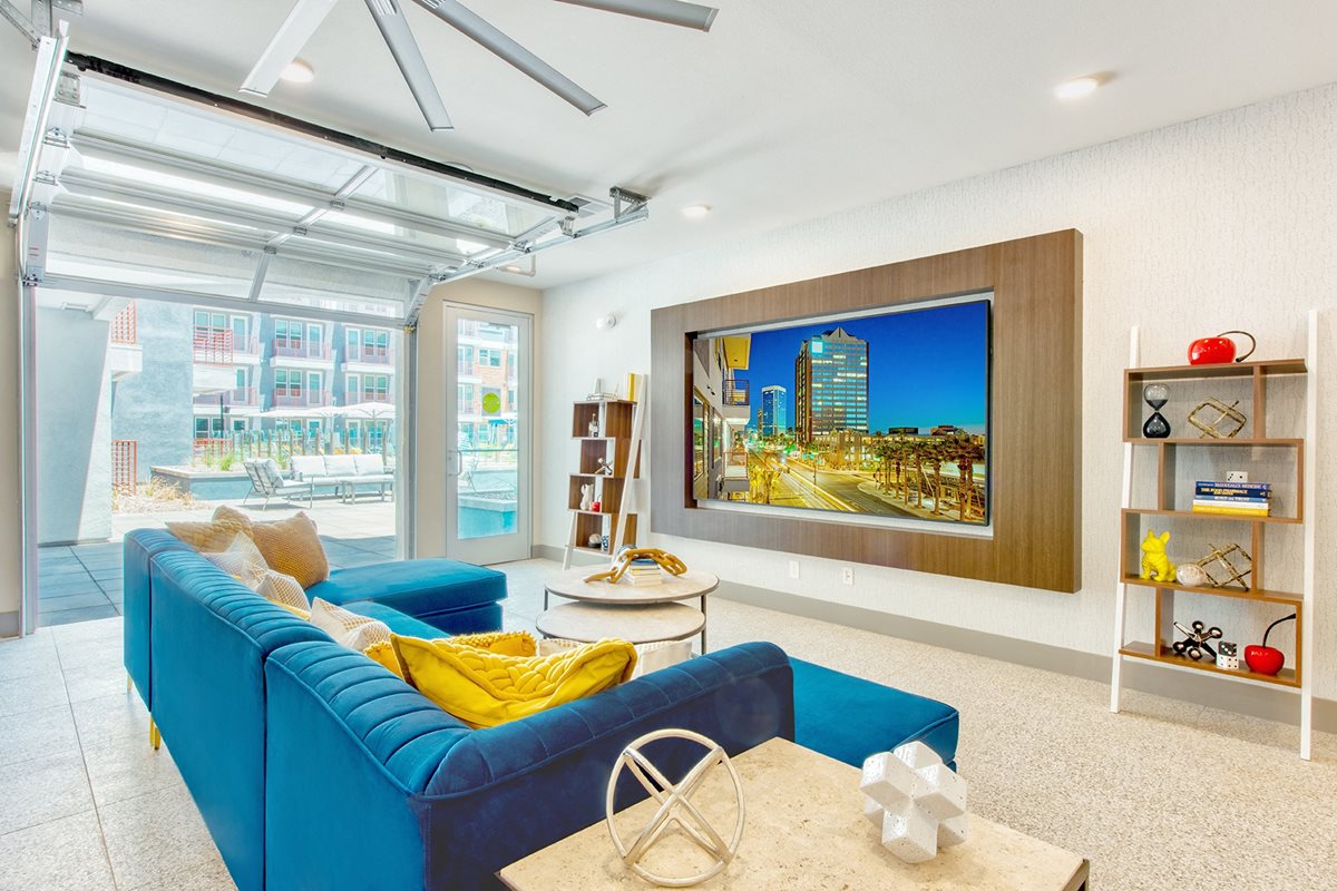 Centra Midtown Apartments